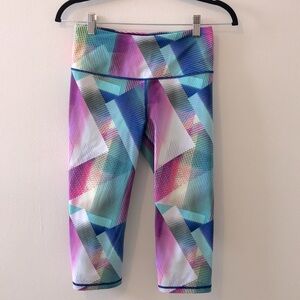 Victoria's Secret Knockout multicoloured crop leggings
